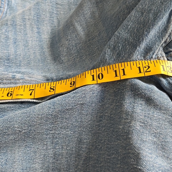 Levi's Premium 70s High Slim Straight Light Wash Blue Jeans Size 30 - Picture 9 of 10